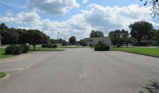 Photo #8 of 2019 George Washington Memorial Highway, Yorktown, Virginia 1.2 acres