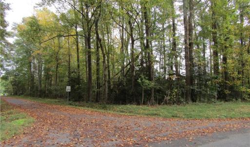Photo #4 of 0.33 Powhatan Road, Kilmarnock, Virginia 0.3 acres