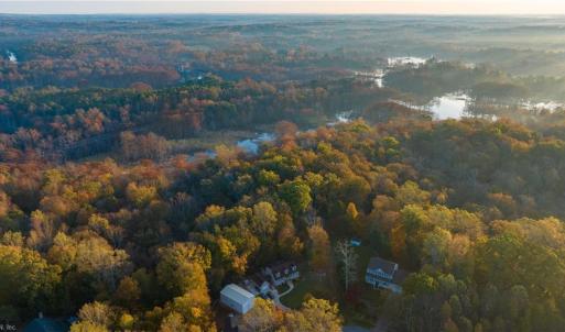 Photo #9 of 15507 Fort James Court, Lanexa, Virginia 8.8 acres