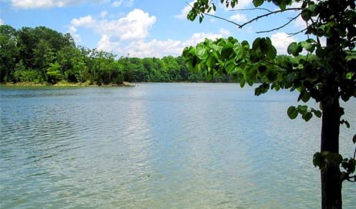 Photo #2 of 1021 Old Wormley Creek Road, Yorktown, Virginia 3.5 acres