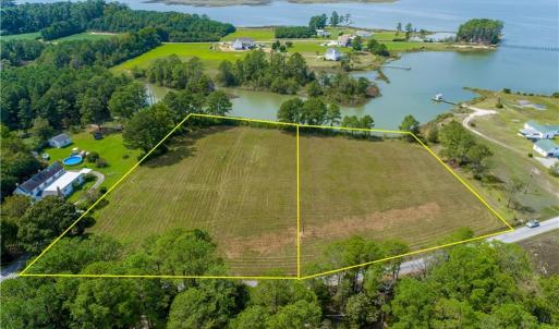 Adjoining waterfront lot also availble