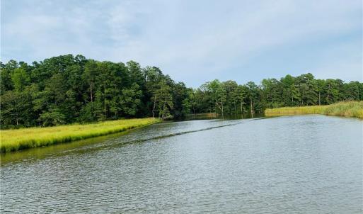 Lot 4 Paddock Drive along Lancaster Creek