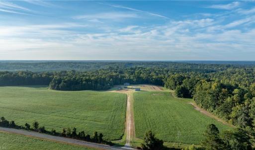 Photo #11 of 501 Racefield Drive, Toano, Virginia 130.0 acres