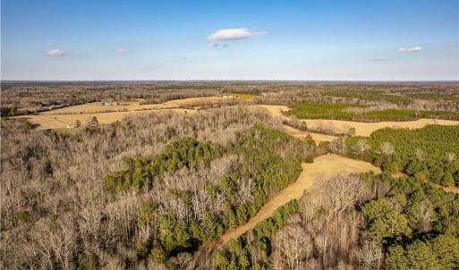 Photo #14 of 501 Racefield Drive, Toano, Virginia 130.0 acres