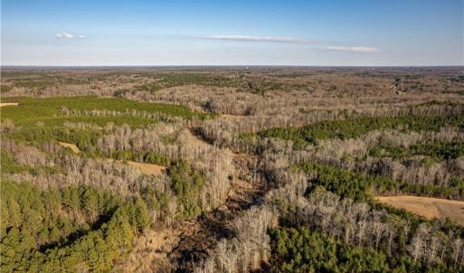 Photo #21 of 501 Racefield Drive, Toano, Virginia 130.0 acres