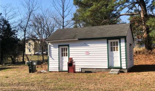 Photo #17 of 168 County Drive, Wakefield, Virginia 0.4 acres