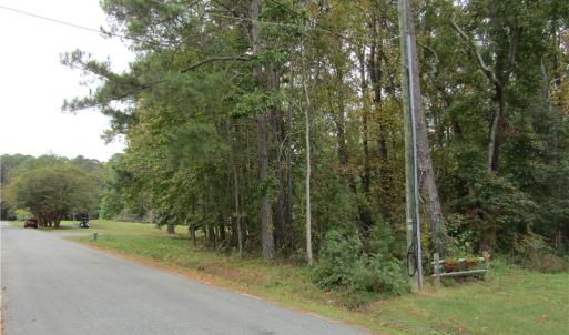 Photo #5 of .39AC Pocahontas Road, Kilmarnock, Virginia 0.4 acres