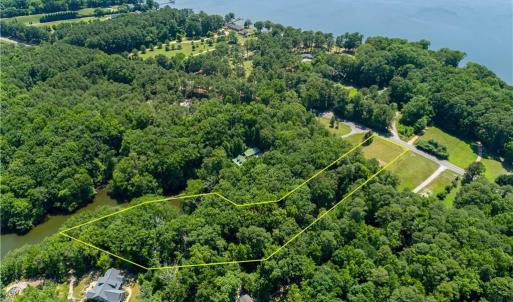 Located just across the Piantatank River Bridge from Mathews to Middlesex County