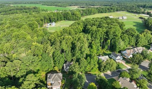 Photo #5 of 9925 Mountain Berry Court, Toano, Virginia 0.3 acres