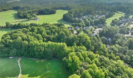 Photo #6 of 9925 Mountain Berry Court, Toano, Virginia 0.3 acres