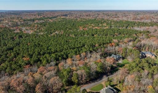 Photo #5 of 2412 Reserve Drive, Williamsburg, Virginia 1.3 acres