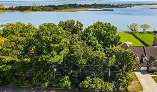 Photo #5 of 17 Seaview Drive, Hampton, Virginia 0.5 acres
