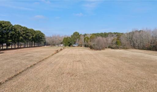 Photo #17 of 7848 Guinea Road, Hayes, Virginia 2.3 acres