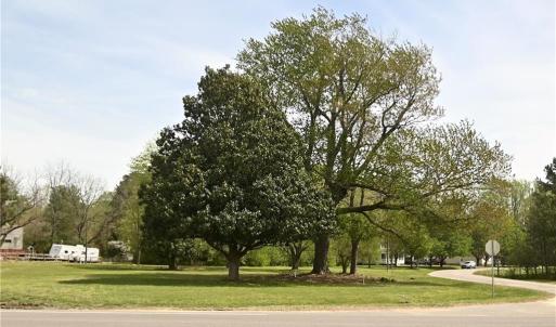 Photo #3 of 18440 New Kent Highway, Barhamsville, Virginia 1.0 acres