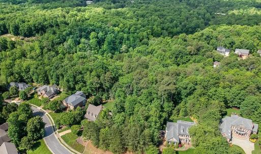 Photo #9 of 3232 Oak Branch Lane, Toano, Virginia 0.7 acres