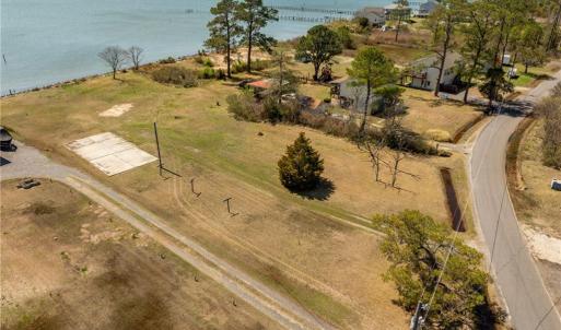 Photo #18 of 1754 Jenkins Neck Road, Hayes, Virginia 1.1 acres