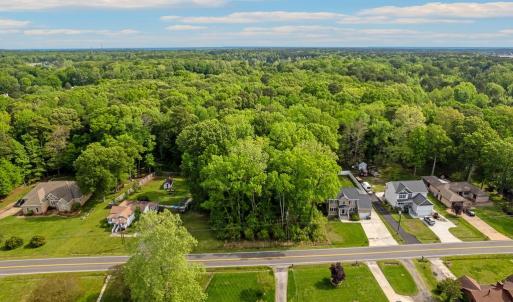 Photo #3 of 508 Carys Chapel Road, Yorktown, Virginia