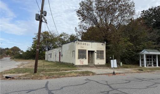 958 Ivy Ave
