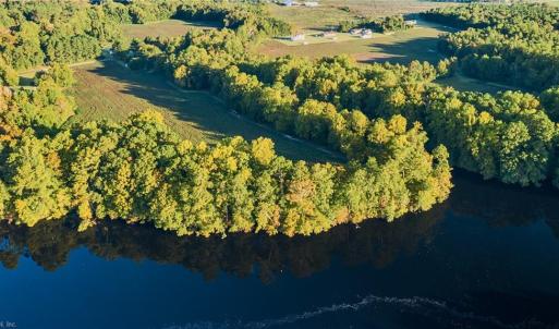 Photo #3 of 2285 KINGS FORK Road, Suffolk, Virginia 4.6 acres