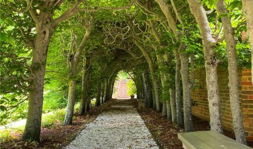 Waterfront Land Near Colonial Williamsburg