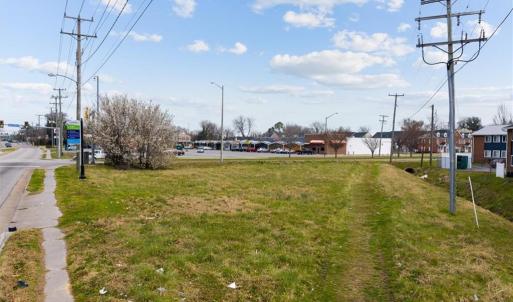 Photo #14 of 50 Settlers Landing Road, Hampton, Virginia 0.4 acres