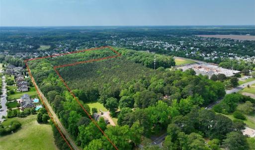 red lines show estimated property lines for all 3 properties