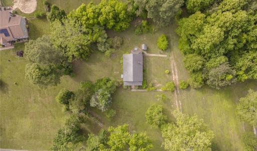 Photo #8 of 412 Waller Mill Road, Williamsburg, Virginia 3.9 acres