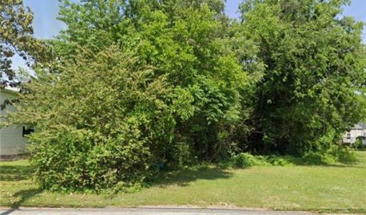 Photo #1 of 2810 ROANOKE Avenue, Newport News, Virginia 0.1 acres