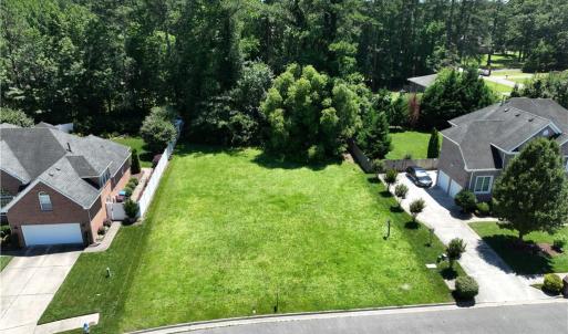 Photo #3 of 917 Brice Court, Chesapeake, Virginia 0.3 acres