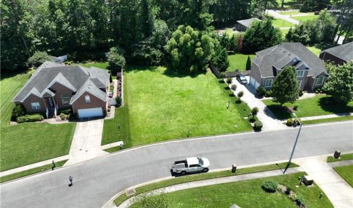 Photo #5 of 917 Brice Court, Chesapeake, Virginia 0.3 acres