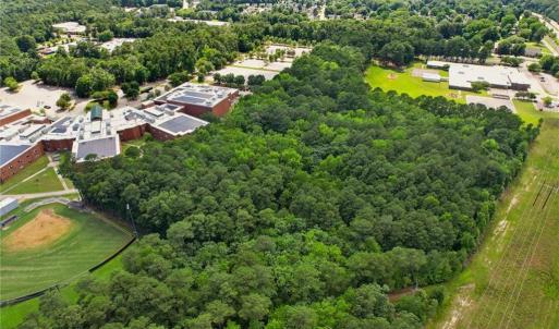 Photo #12 of 13630 Woodside Lane, Newport News, Virginia 5.1 acres