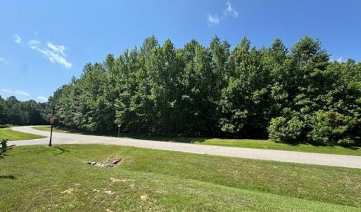Photo #1 of 27 East West Parkway, Gloucester, Virginia 2.4 acres