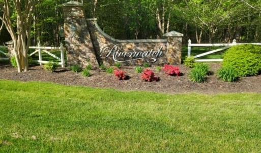Photo #3 of 27 East West Parkway, Gloucester, Virginia 2.4 acres