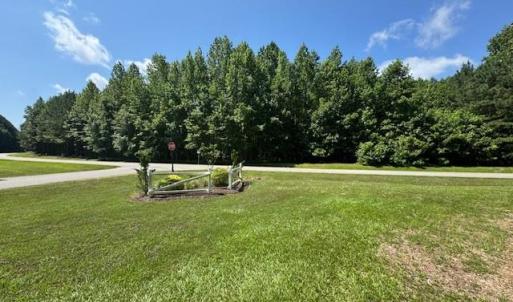 Photo #22 of 27 East West Parkway, Gloucester, Virginia 2.4 acres