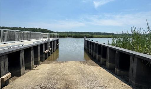 Photo #8 of 31-27 Hog Island Road, Surry, Virginia 12.2 acres