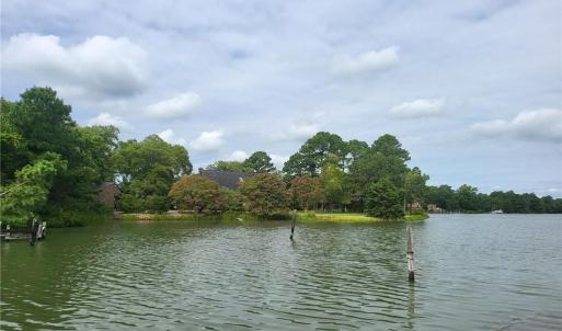 Photo #3 of 201 Walters Lane, Yorktown, Virginia 2.7 acres