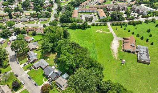Photo #12 of 691 Dresden Drive, Newport News, Virginia 2.1 acres