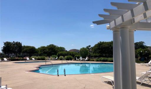 Club and Pool