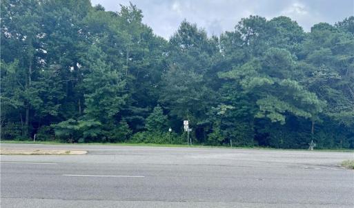 Photo #3 of 17 George Washington Memorial Highway, Hayes, Virginia 2.3 acres