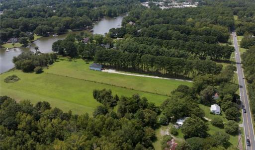 Photo #14 of 7848 Guinea Road, Gloucester, Virginia 2.3 acres