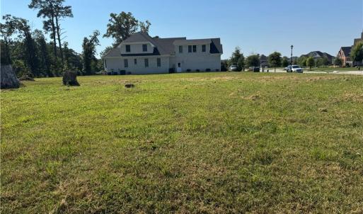 Photo #4 of 5205 Woolwich Court, Virginia Beach, Virginia 0.7 acres