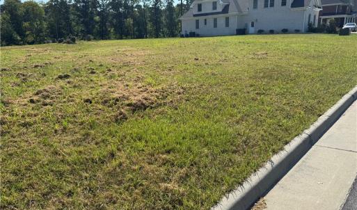 Photo #5 of 5205 Woolwich Court, Virginia Beach, Virginia 0.7 acres