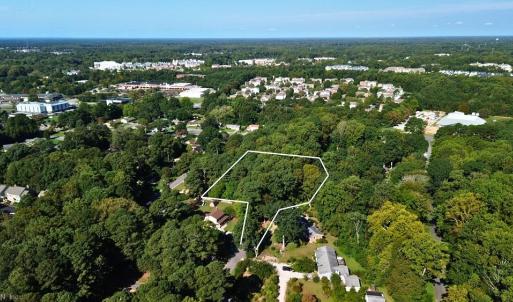 Photo #1 of 105 Lorac Court, Williamsburg, Virginia 1.2 acres