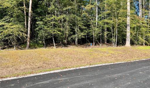 Photo #4 of 5361 Ridgewood Hills Drive, Williamsburg, Virginia 0.7 acres