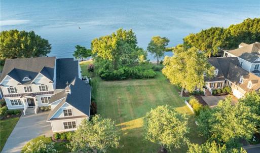 Photo #5 of 1540 Harbor Road, Williamsburg, Virginia 0.4 acres