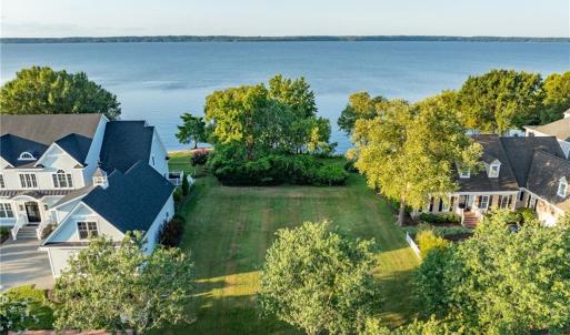 Photo #2 of 1540 Harbor Road, Williamsburg, Virginia 0.4 acres