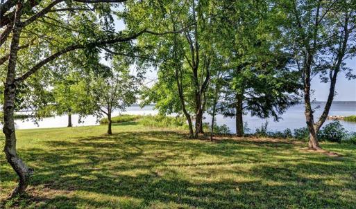 Photo #17 of 1540 Harbor Road, Williamsburg, Virginia 0.4 acres
