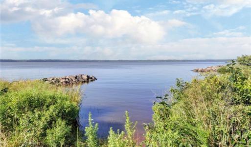 Photo #4 of 1540 Harbor Road, Williamsburg, Virginia 0.4 acres