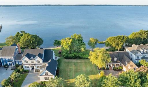 Photo #6 of 1540 Harbor Road, Williamsburg, Virginia 0.4 acres