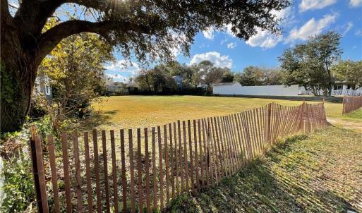 Photo #4 of 1923 Ocean View Avenue, Norfolk, Virginia 0.3 acres